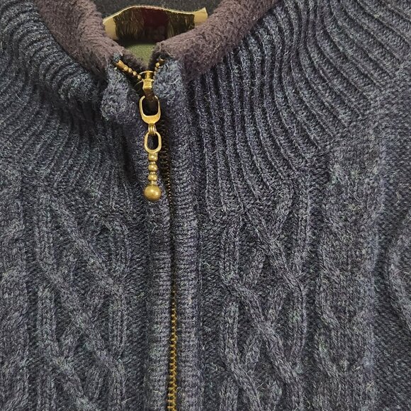 Irish Wool Sweater Vest Carraigdonn - Picture 2 of 10